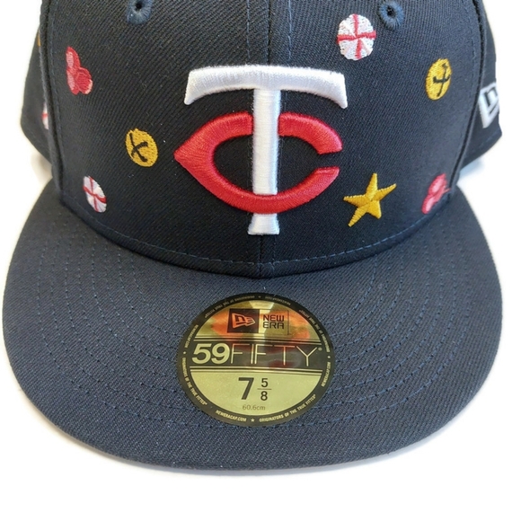 59Fifty New Era Size 7 5/8 Minnesota Twins Fitted Holly Pack Hat Cap - Picture 2 of 7